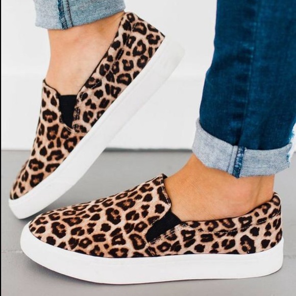 Leopard slip on sneaker - Picture 3 of 8